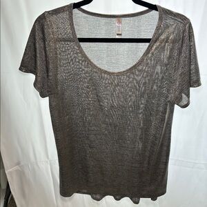 LuLaRoe Metallic silver and gold short Sleeve Tee
